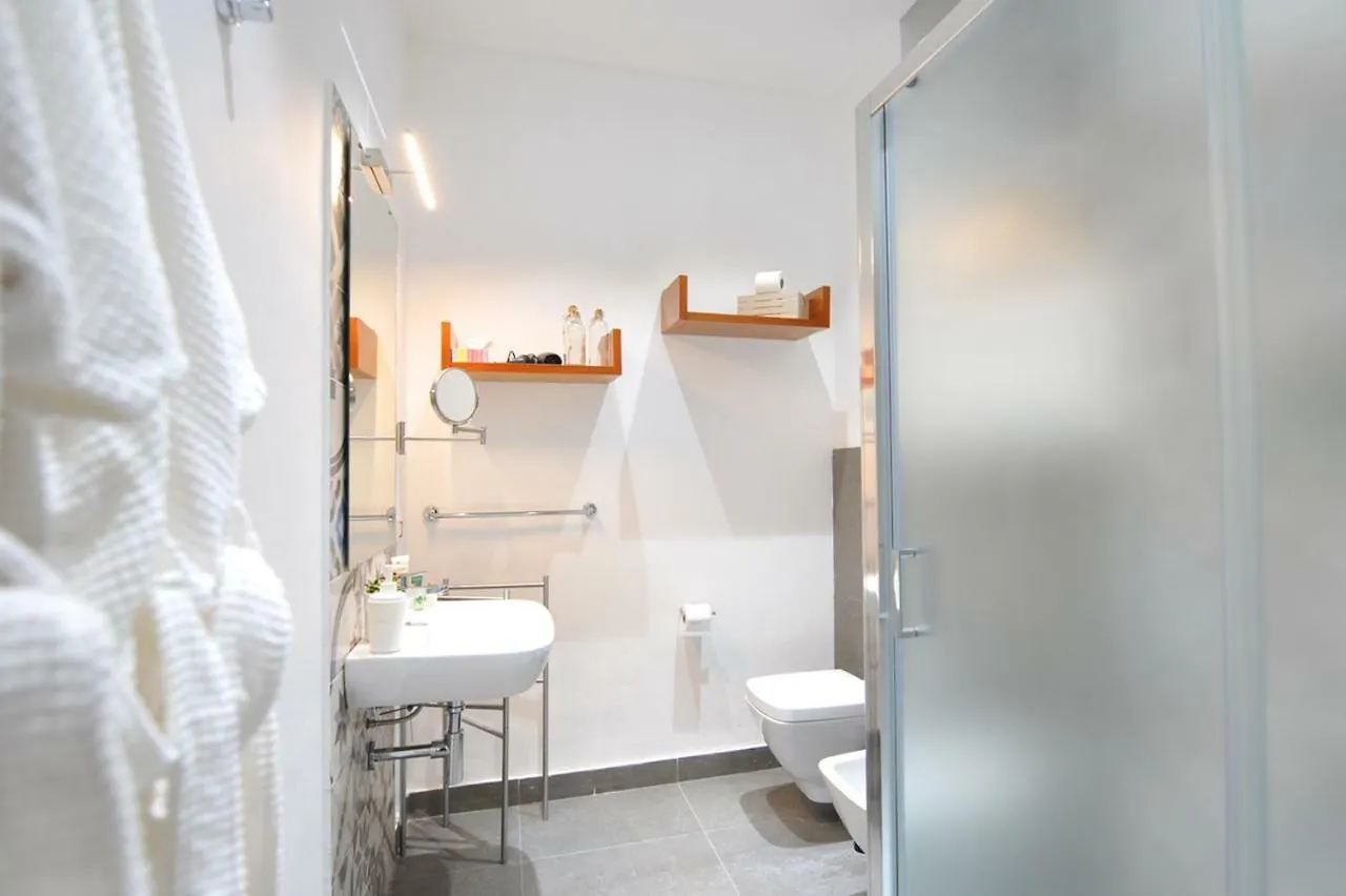 I Paladini Politeama Apartment Palermo Italy